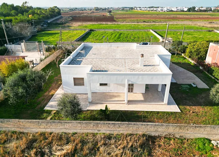 Villa Del Mirto A 300Mt Dalla Spiaggia, Parcheggio Privato, Animali Ammessi